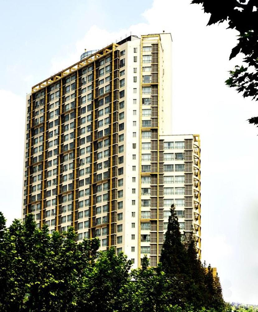 Kingtown Hotel Hongqiao Shanghai Exterior foto
