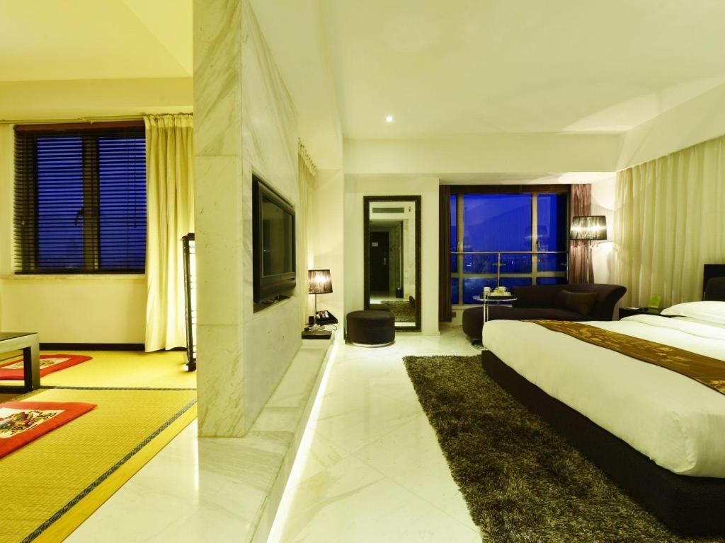 Kingtown Hotel Hongqiao Shanghai Exterior foto