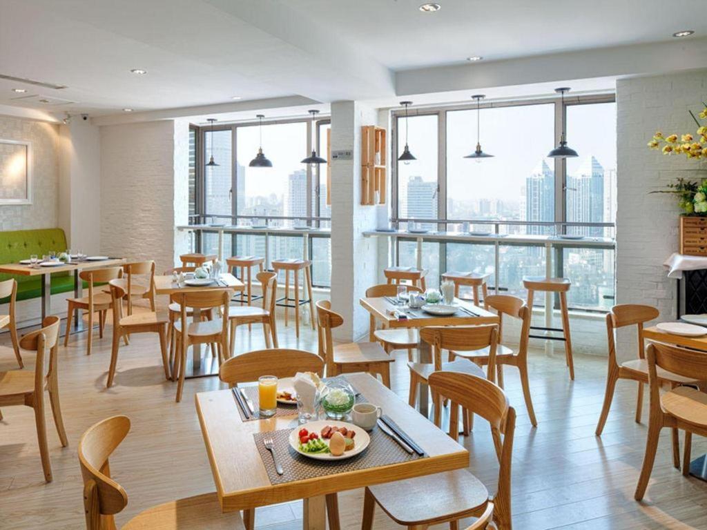 Kingtown Hotel Hongqiao Shanghai Exterior foto